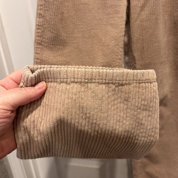 SO Women's High Rise Straight Stretch Pull On Corduroy Pants Beige Size 7/28 - Picture 4 of 6